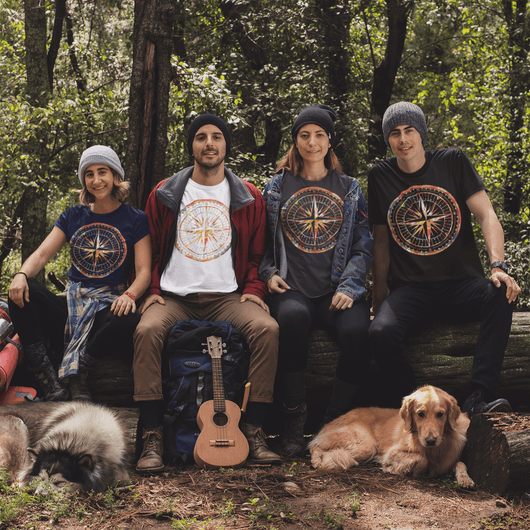 Adventure Compass T-Shirt - T-Shirt - JumpingDots