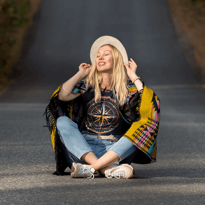 Adventure Compass T-Shirt - T-Shirt - JumpingDots